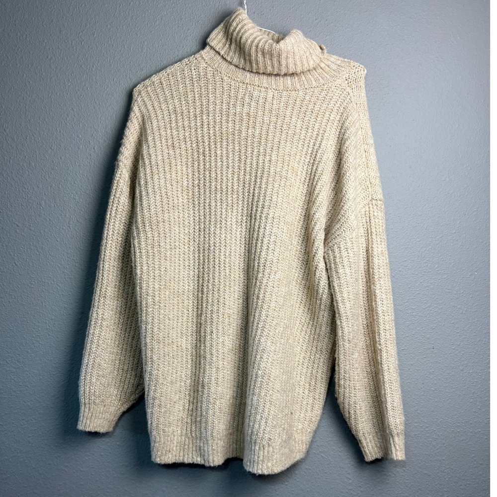 Old Navy Cocoon Turtleneck Tunic Sweater Cream Wheat Beige Ribbed Wool Blend M